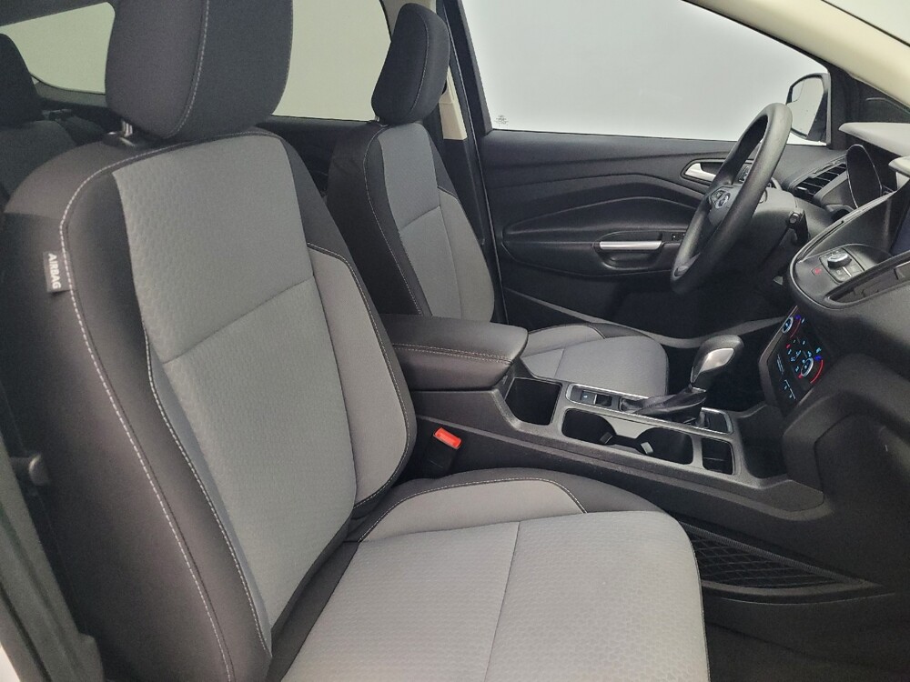 2019 Ford Escape in Jacksonville, FL 32210 - 18134093 21