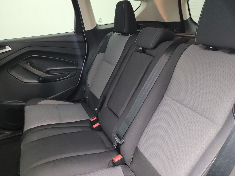 2019 Ford Escape in Jacksonville, FL 32210 - 18134093 18