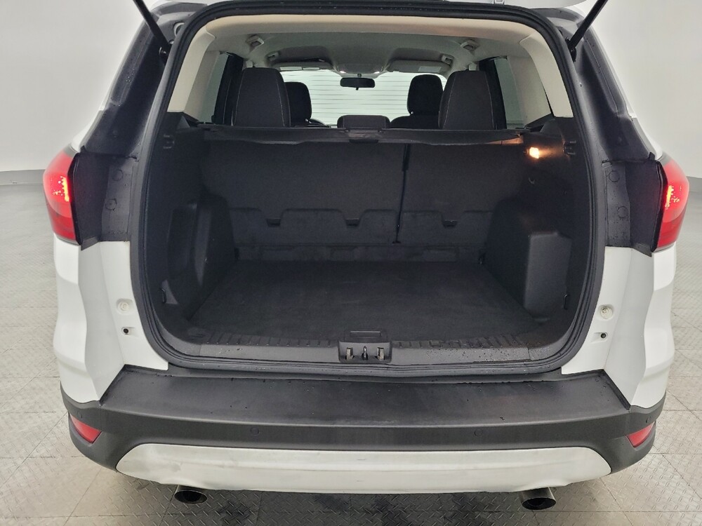 2019 Ford Escape in Jacksonville, FL 32210 - 18134093 29