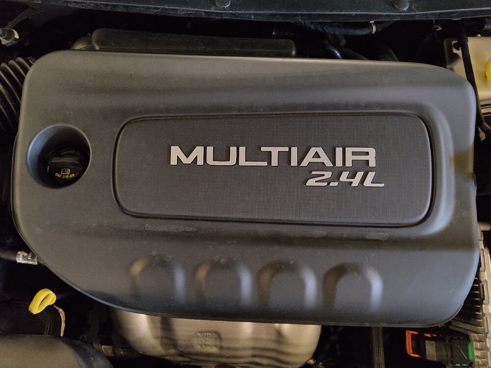 2019 Jeep Cherokee in Jacksonville, FL 32210 - 18134094 30