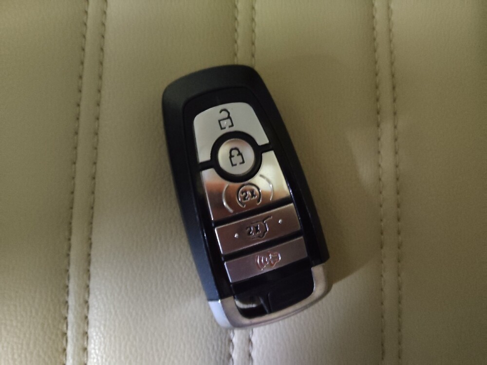 2020 Ford Edge in Greensboro, NC 27407 - 18134097 32