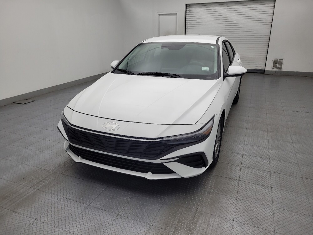 2025 Hyundai Elantra in Salem, VA 24153 - 18134101 15