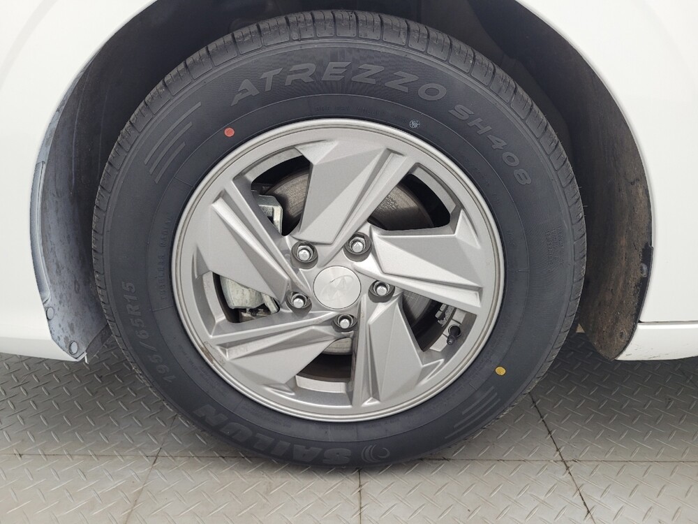 2025 Hyundai Elantra in Salem, VA 24153 - 18134101 31