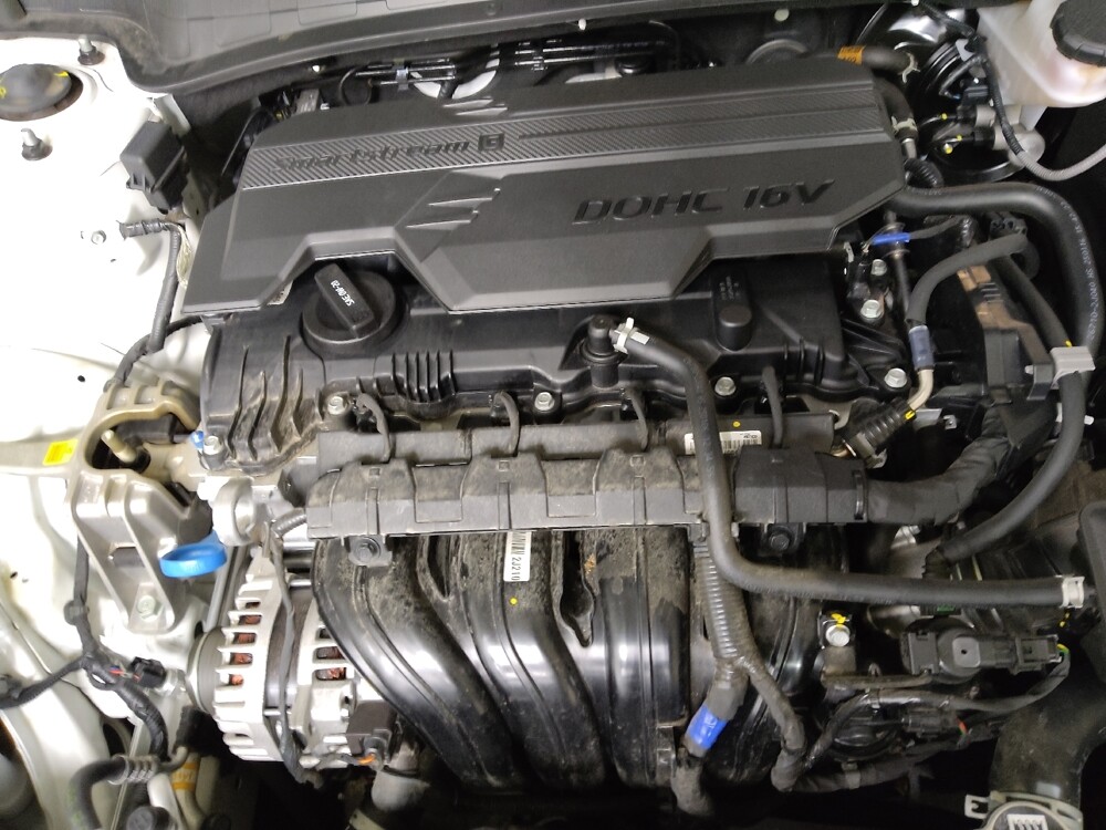 2025 Hyundai Elantra in Salem, VA 24153 - 18134101 30