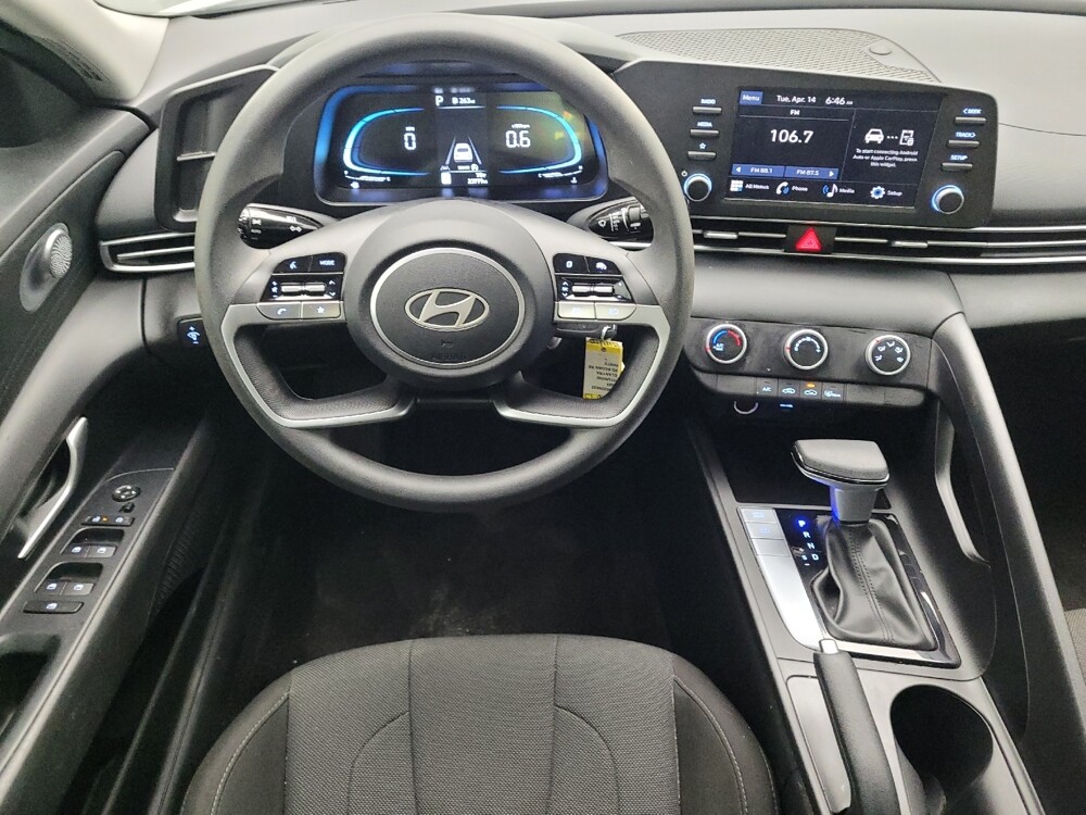 2025 Hyundai Elantra in Salem, VA 24153 - 18134101 22