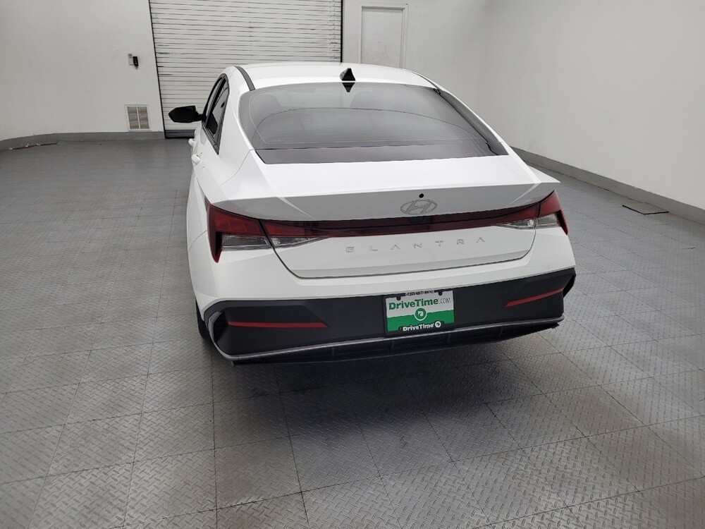 2025 Hyundai Elantra in Salem, VA 24153 - 18134101 6