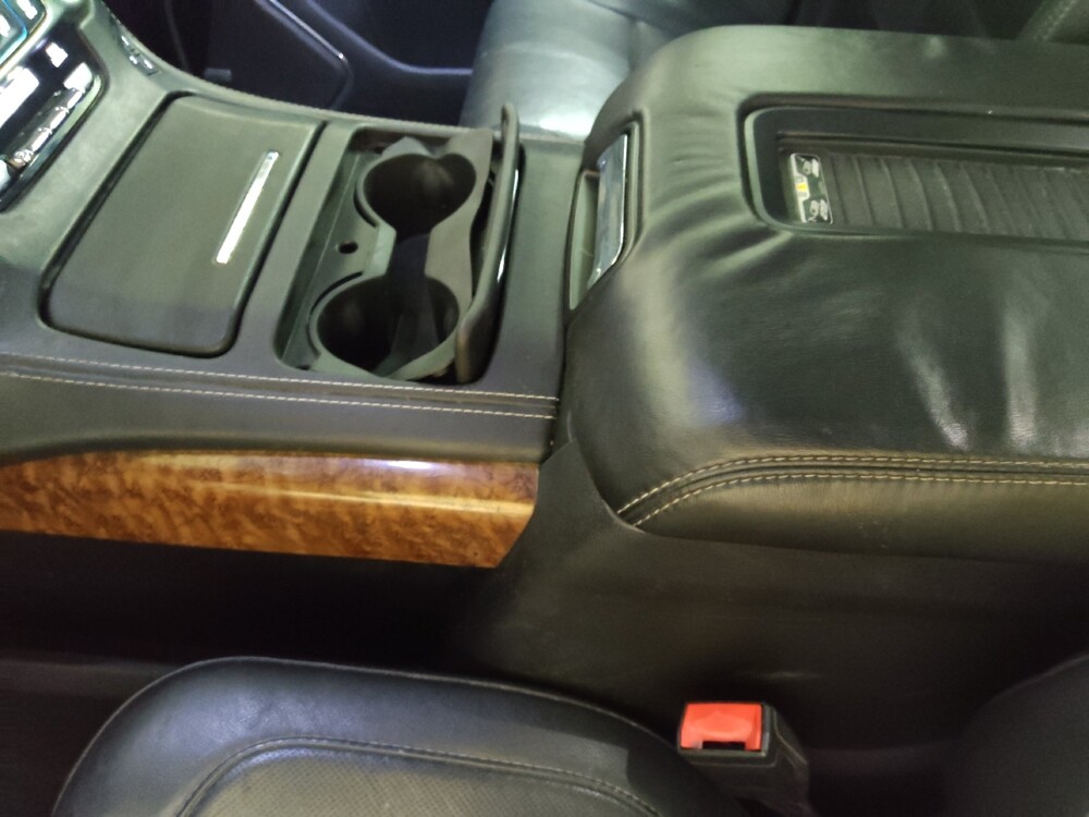 2015 Chevrolet Suburban in Columbia, SC 29210 - 18134102 26