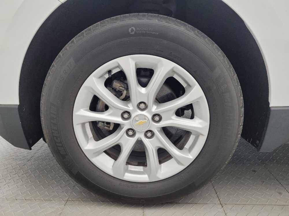 2018 Chevrolet Equinox in Raleigh, NC 27604 - 18134124 31