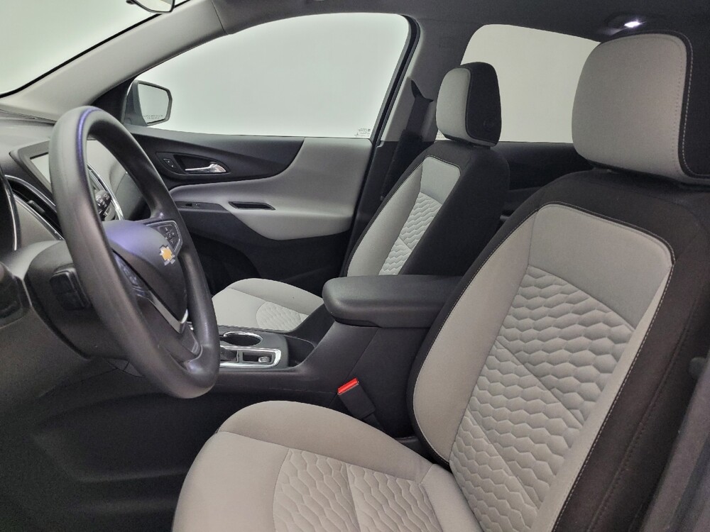 2018 Chevrolet Equinox in Raleigh, NC 27604 - 18134124 17