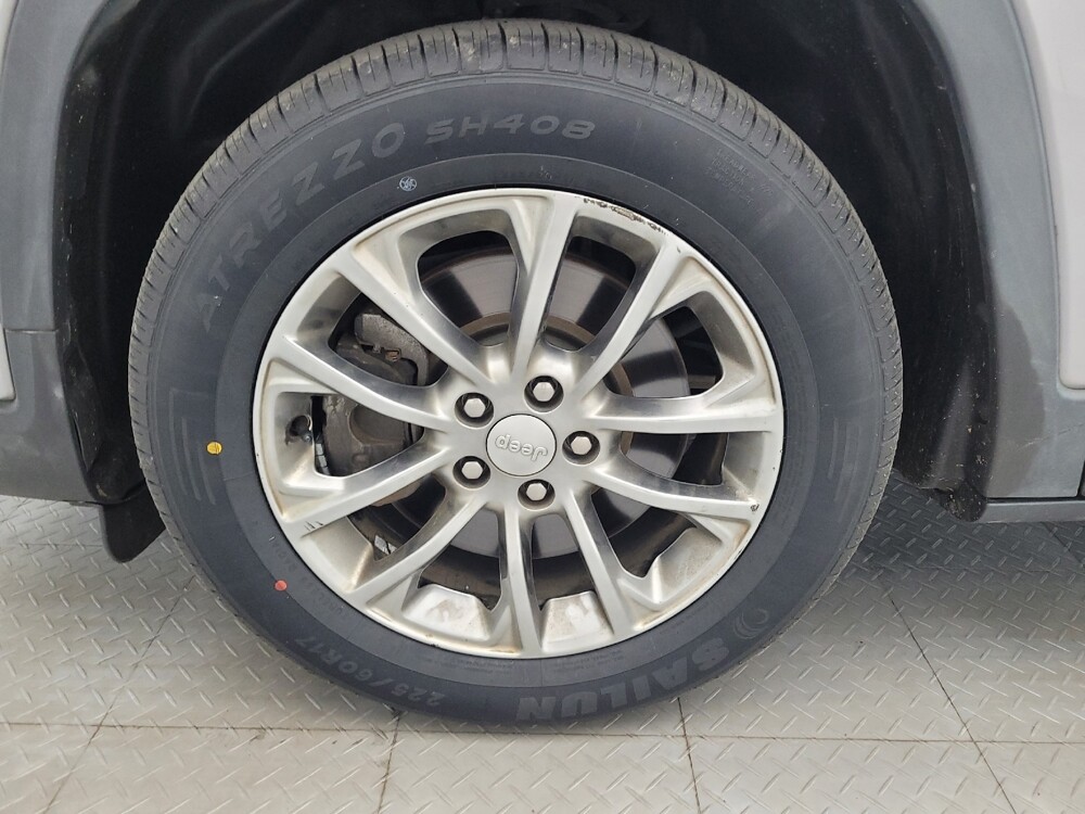 2019 Jeep Cherokee in Greenville, NC 27834 - 18134125 31