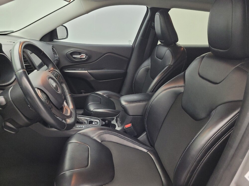 2019 Jeep Cherokee in Greenville, NC 27834 - 18134125 17