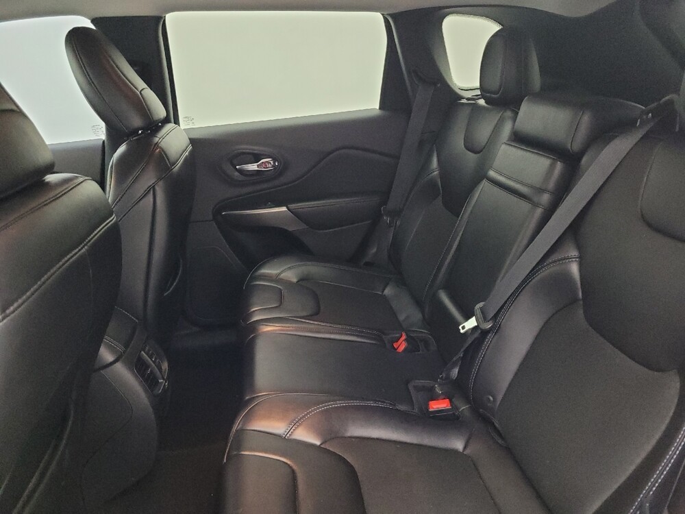 2019 Jeep Cherokee in Greenville, NC 27834 - 18134125 18