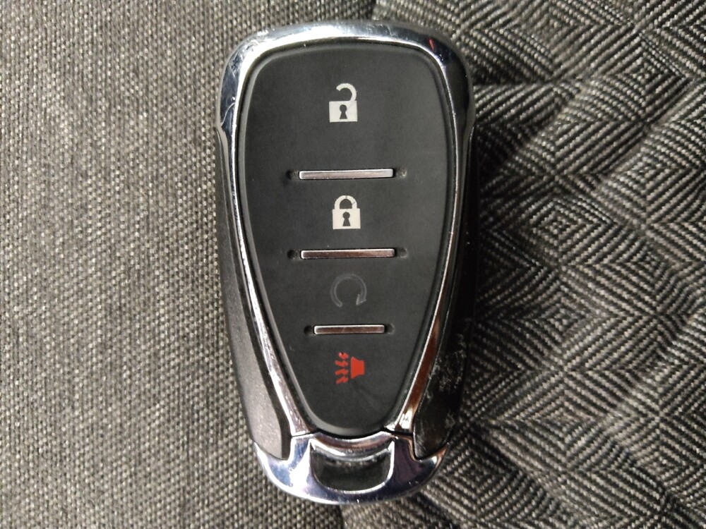 2023 Chevrolet Equinox in Lakewood, CO 80215 - 18134131 32