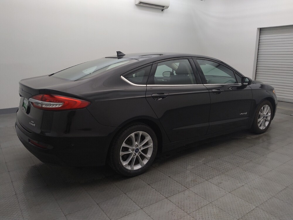 2019 Ford Fusion in Live Oak, TX 78233 - 18134147 10