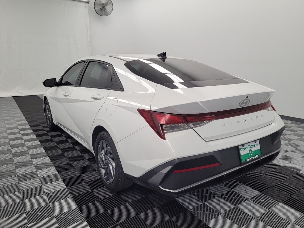 2024 Hyundai Elantra in Houston, TX 77034 - 18134153 5