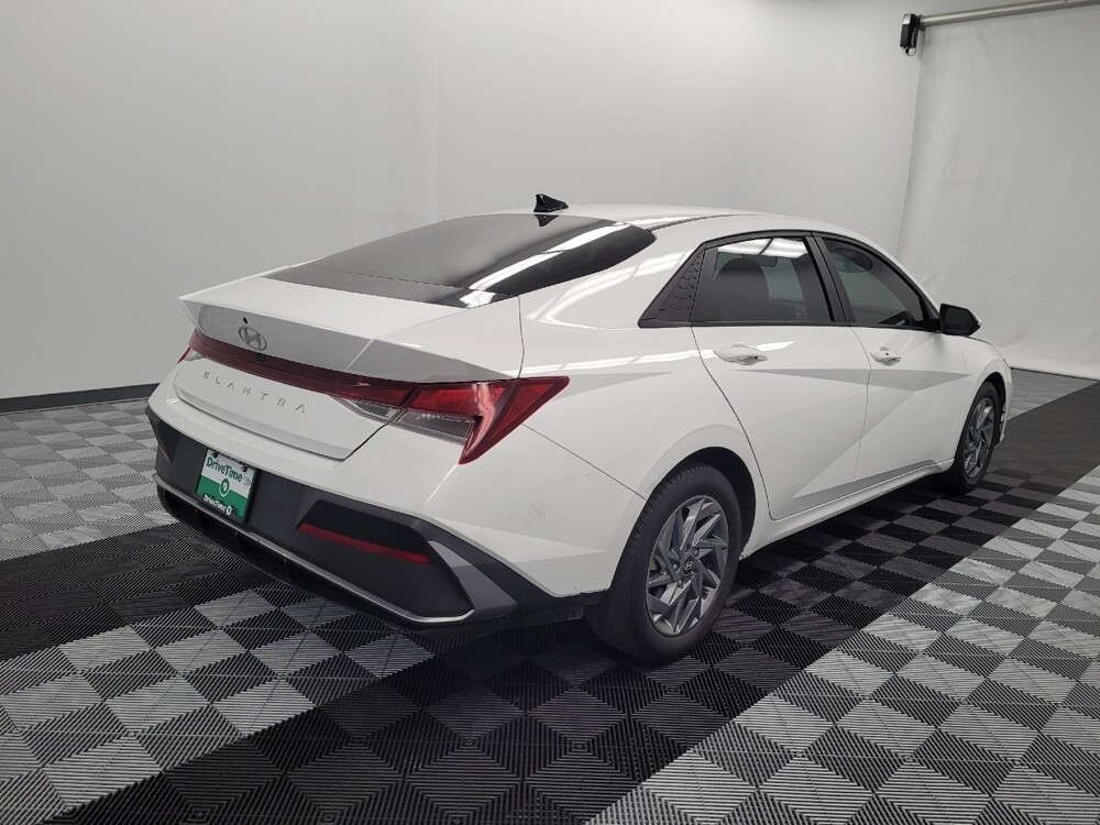 2024 Hyundai Elantra in Houston, TX 77034 - 18134153 9