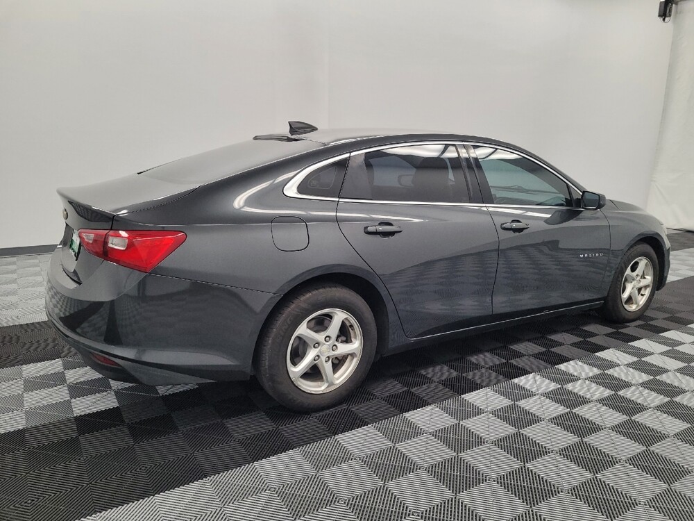 2018 Chevrolet Malibu in Houston, TX 77034 - 18134154 10