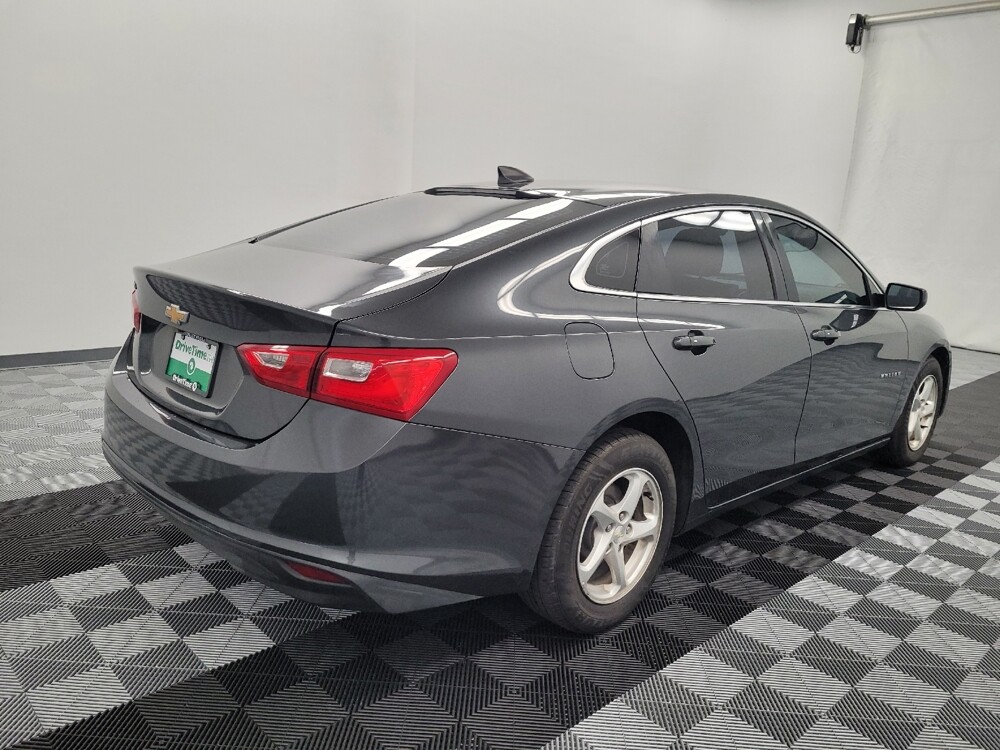 2018 Chevrolet Malibu in Houston, TX 77034 - 18134154 9