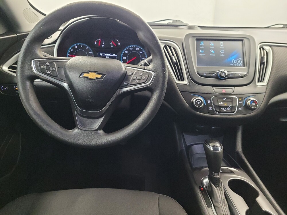 2018 Chevrolet Malibu in Houston, TX 77034 - 18134154 22