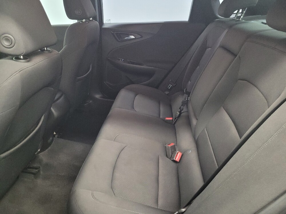 2018 Chevrolet Malibu in Houston, TX 77034 - 18134154 18