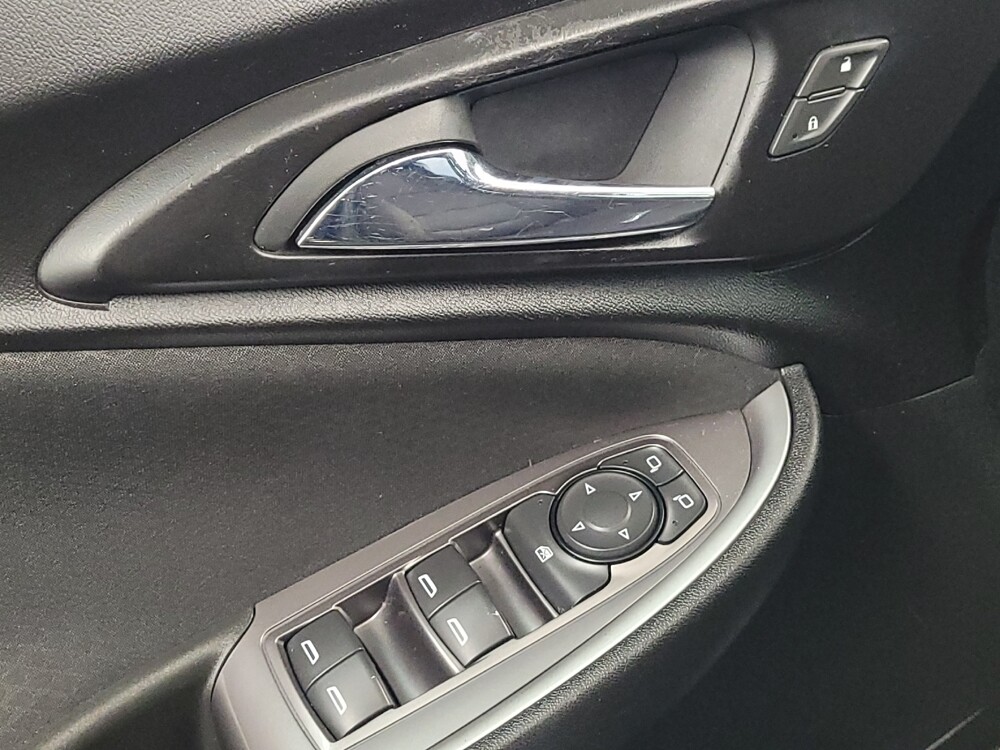 2018 Chevrolet Malibu in Houston, TX 77034 - 18134154 27