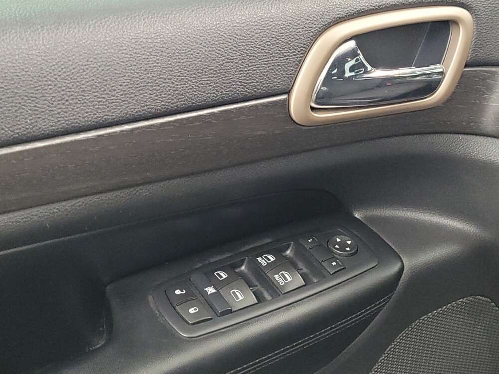 2017 Jeep Grand Cherokee in Houston, TX 77034 - 18134158 27