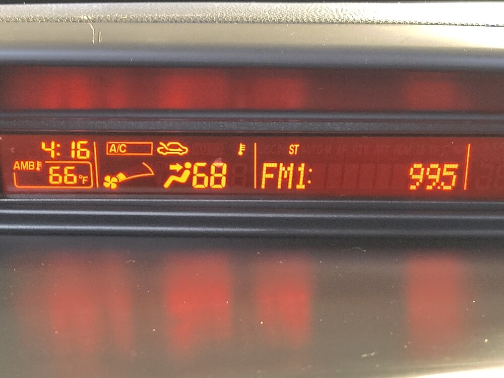 2015 Mazda MAZDA5 in Metairie, LA 70006 - 18134160 25