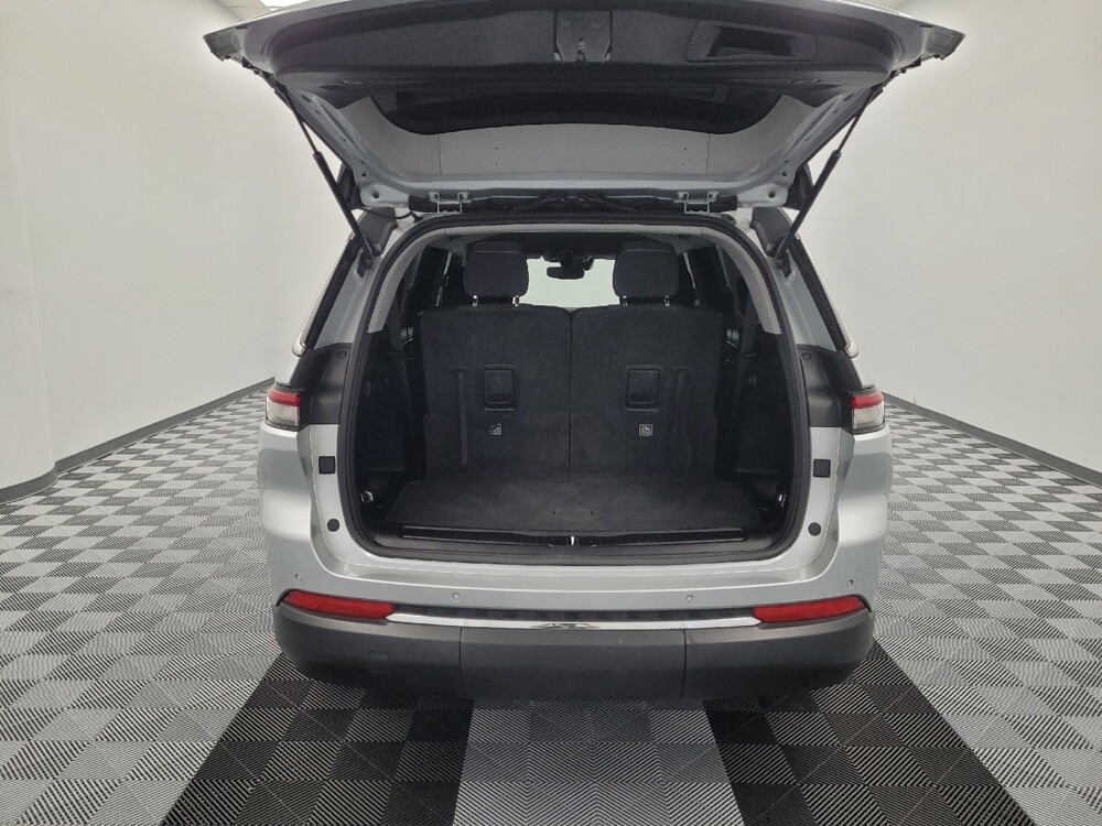 2023 Jeep Grand Cherokee L in Houston, TX 77034 - 18134163 29