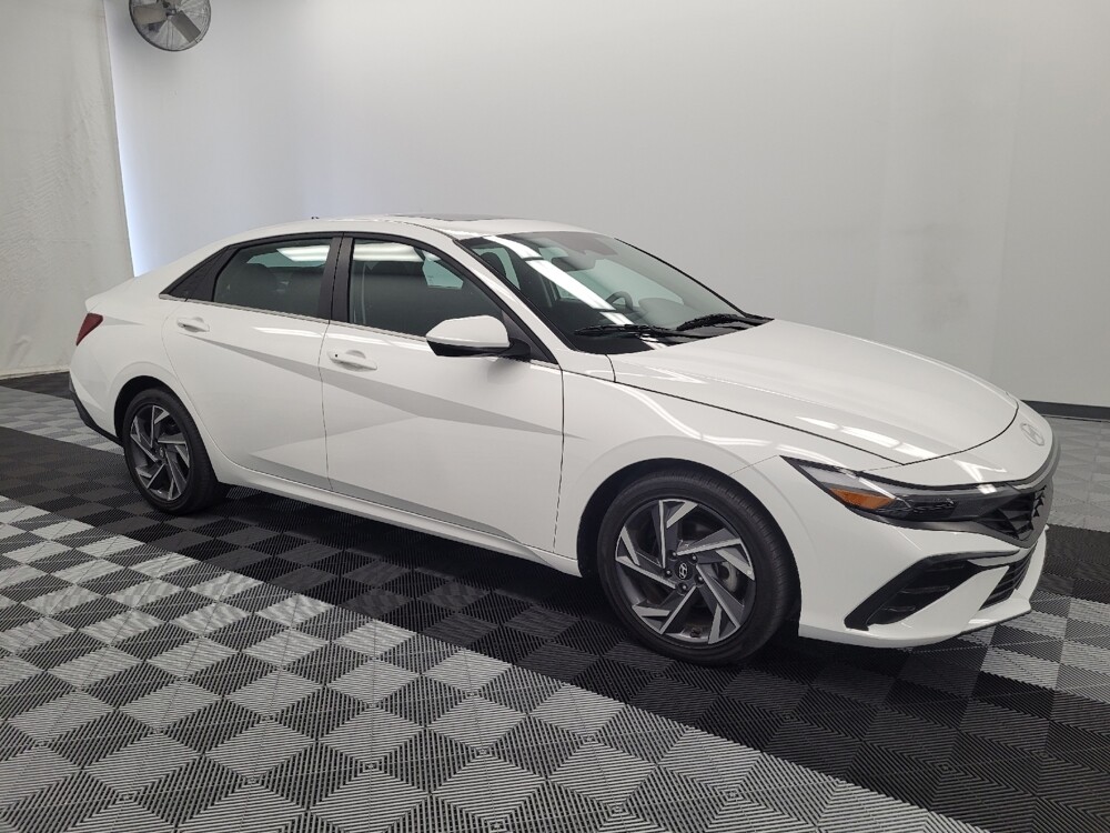 2025 Hyundai Elantra in Houston, TX 77034 - 18134164 11
