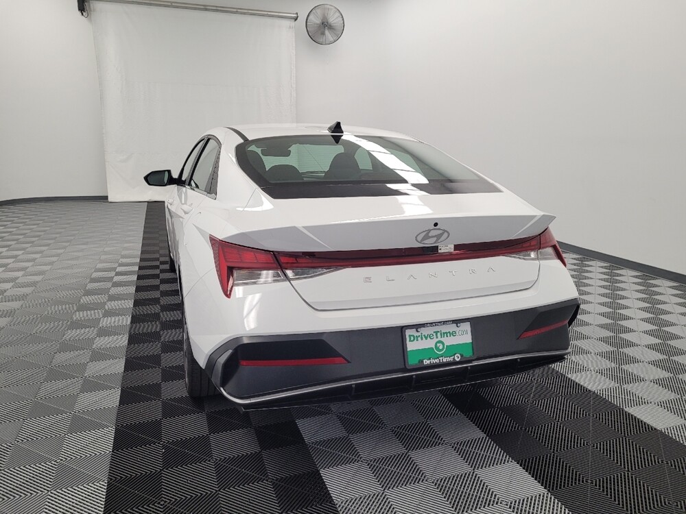 2025 Hyundai Elantra in Houston, TX 77034 - 18134164 6