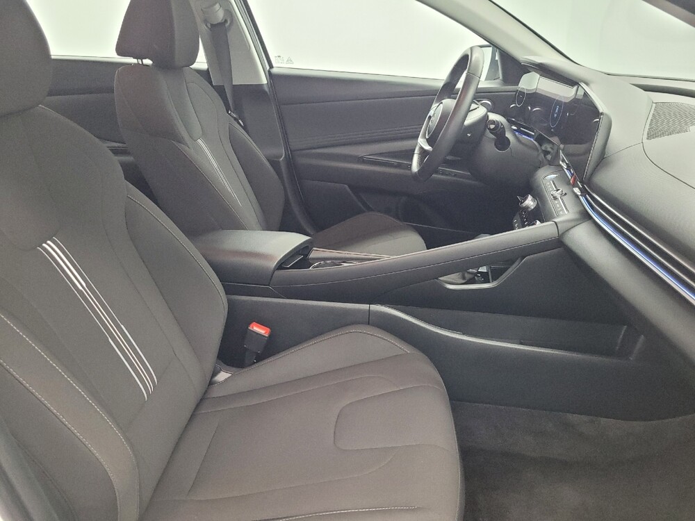 2025 Hyundai Elantra in Houston, TX 77034 - 18134164 21