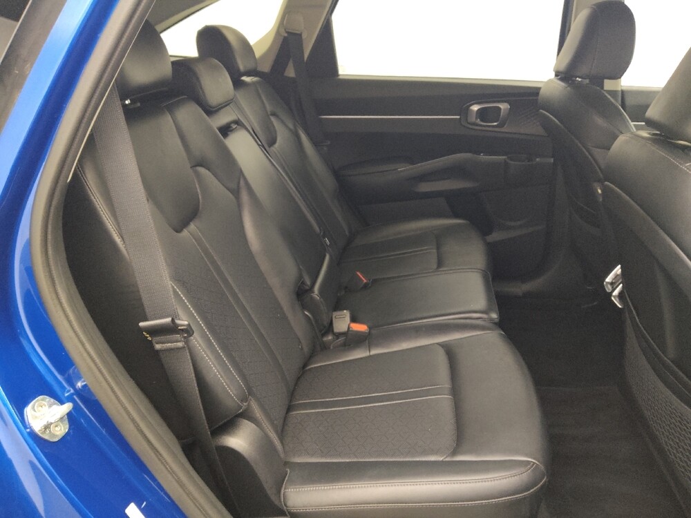 2022 Kia Sorento in Houston, TX 77074 - 18134173 19