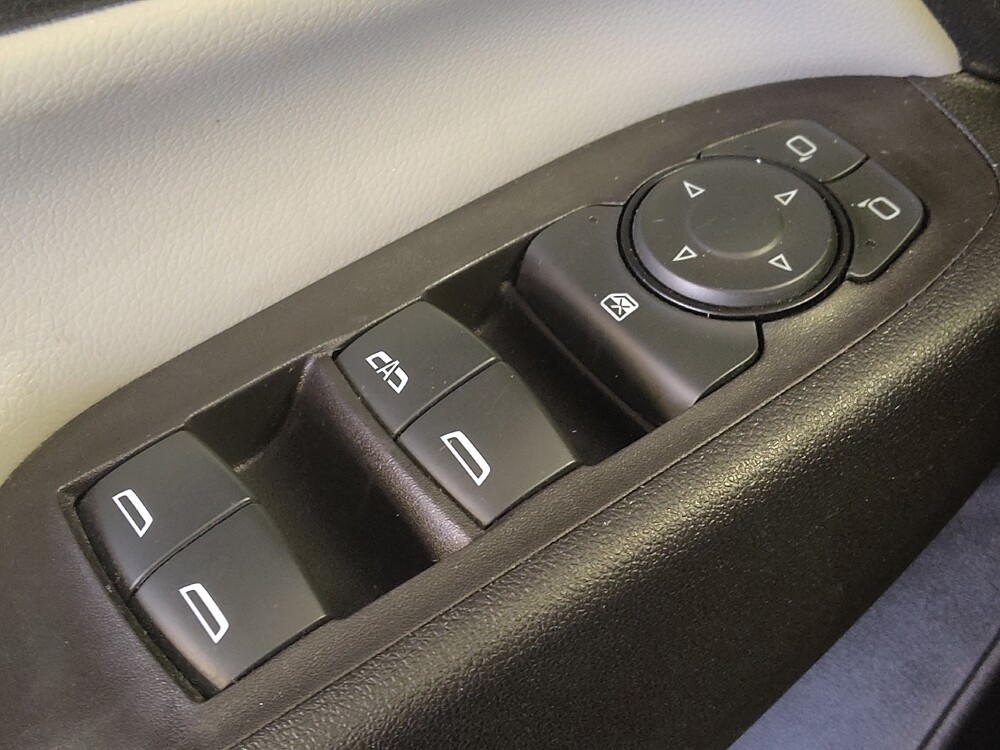 2021 Chevrolet Equinox in Round Rock, TX 78664 - 18134185 27