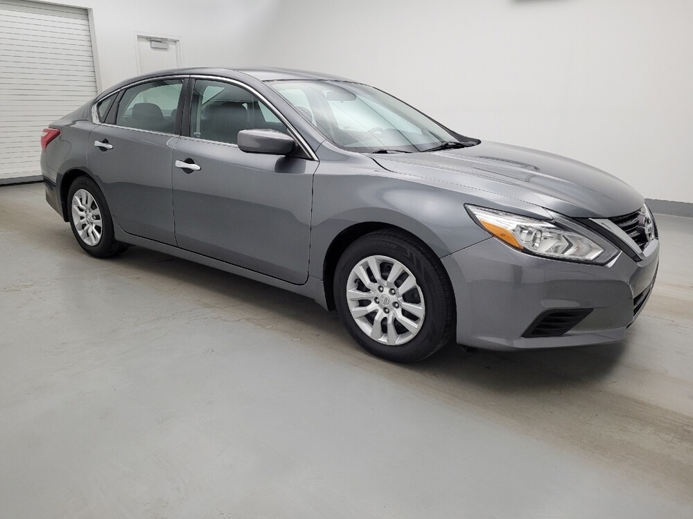 2016 Nissan Altima in Toledo, OH 43617 - 18134195 11