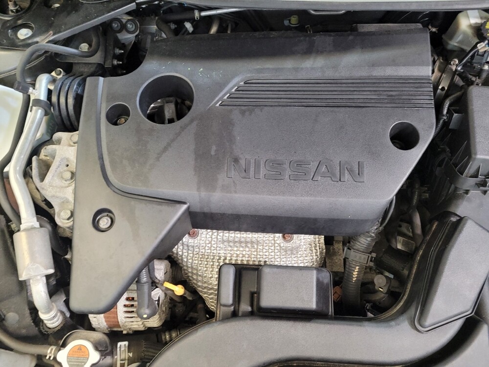 2016 Nissan Altima in Toledo, OH 43617 - 18134195 30