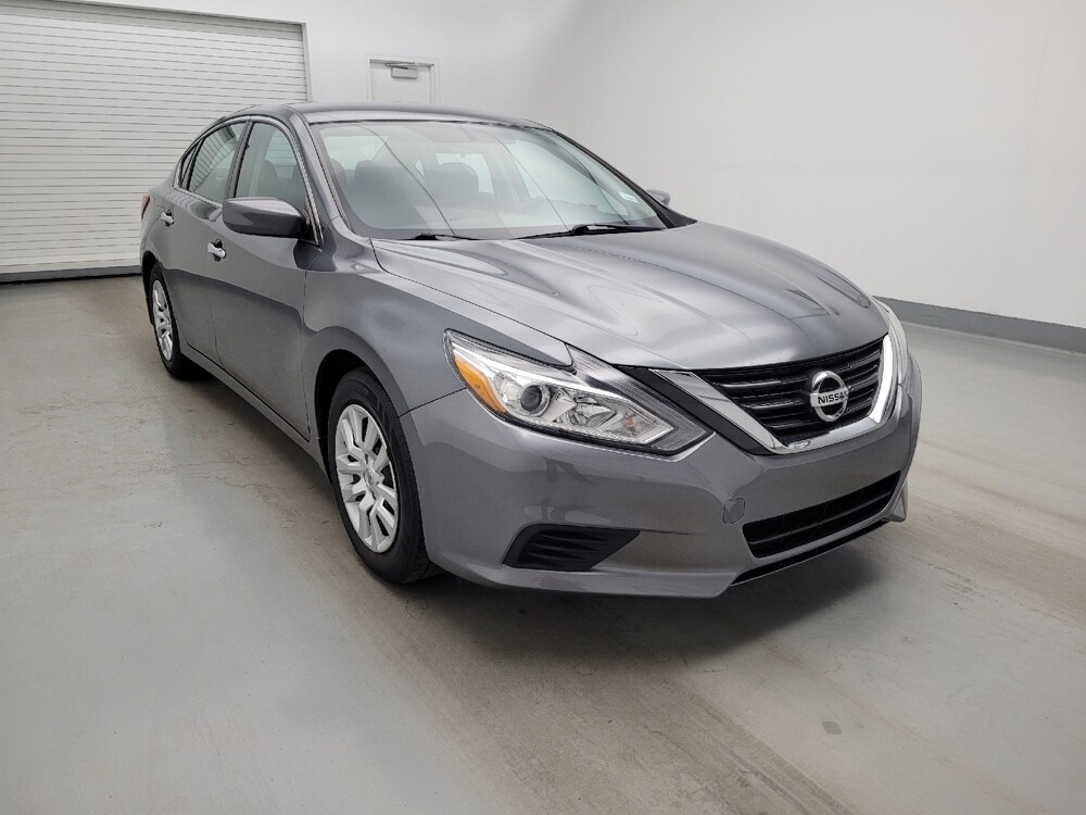 2016 Nissan Altima in Toledo, OH 43617 - 18134195 13