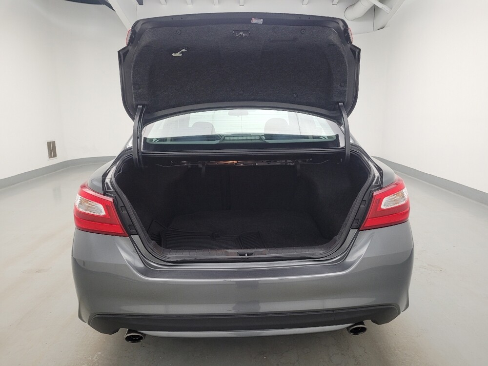 2016 Nissan Altima in Toledo, OH 43617 - 18134195 29