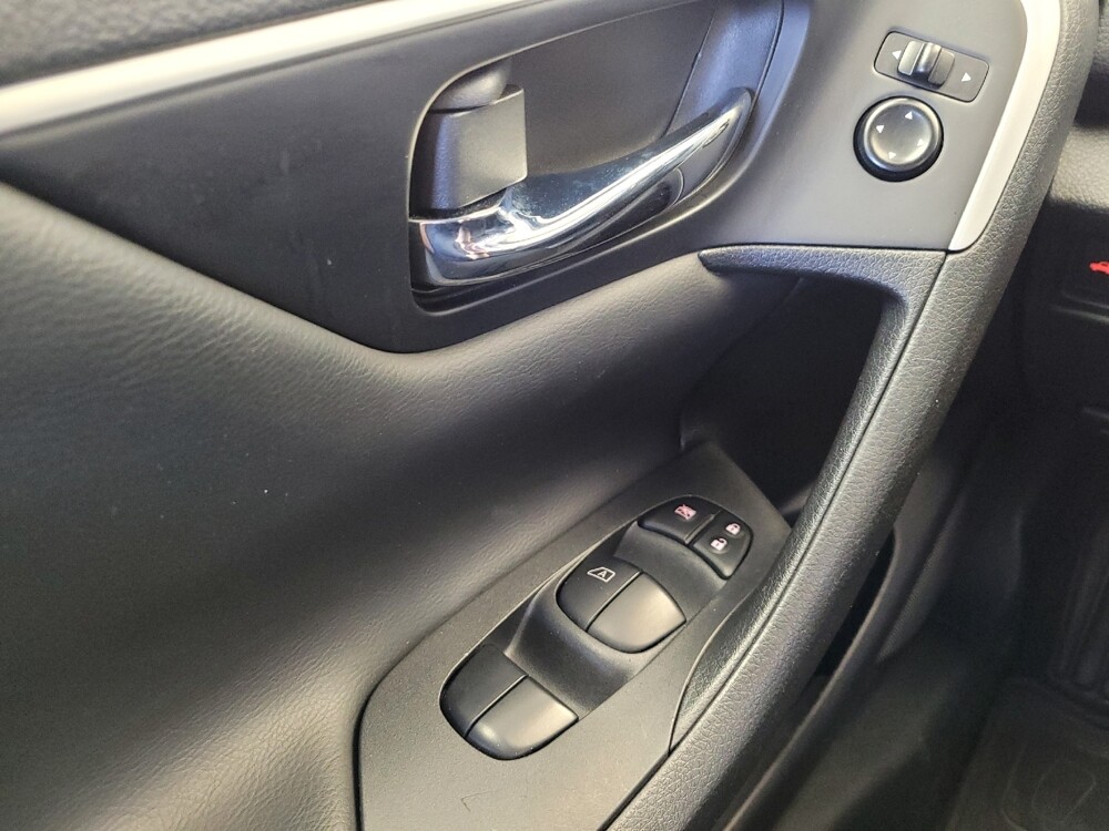 2016 Nissan Altima in Toledo, OH 43617 - 18134195 27