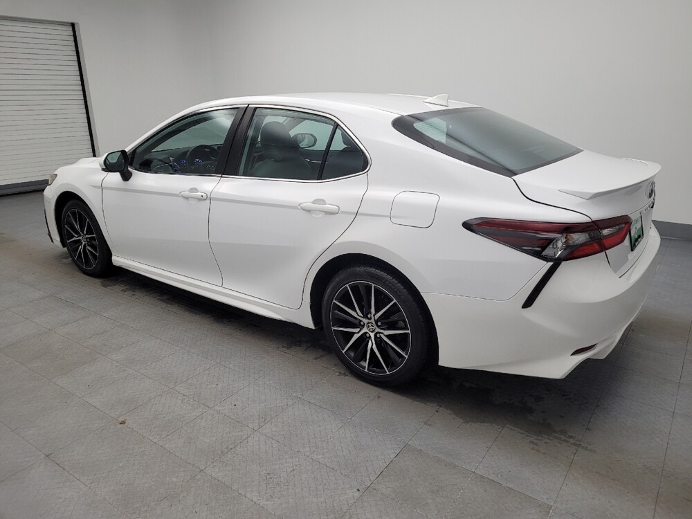 2022 Toyota Camry in Toledo, OH 43617 - 18134198 3