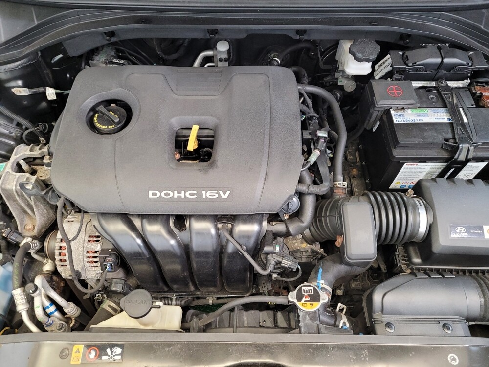 2017 Hyundai Elantra in Toledo, OH 43617 - 18134201 30