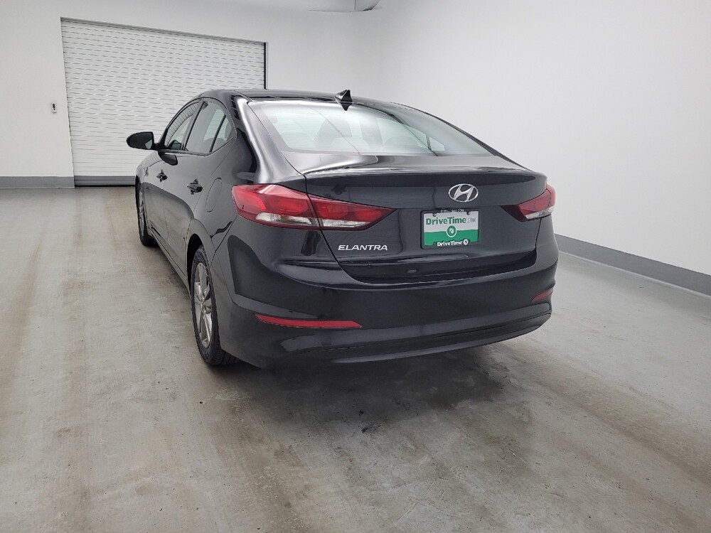 2017 Hyundai Elantra in Toledo, OH 43617 - 18134201 6