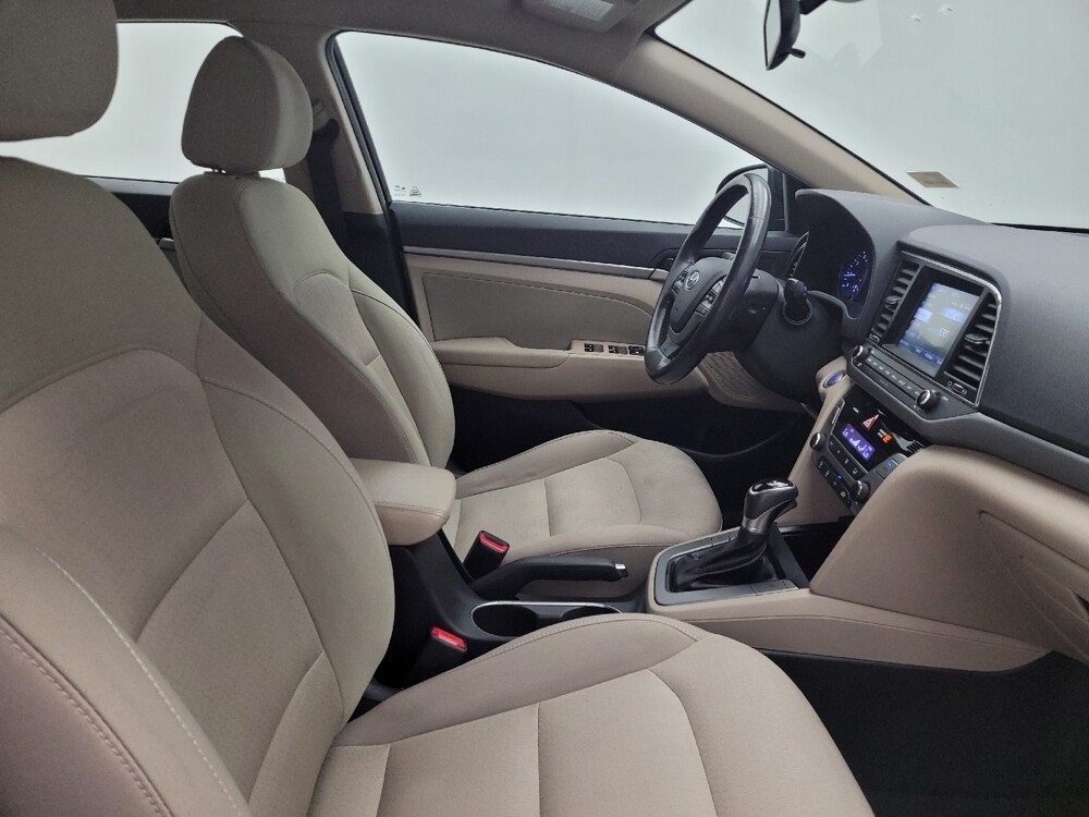 2017 Hyundai Elantra in Toledo, OH 43617 - 18134201 21