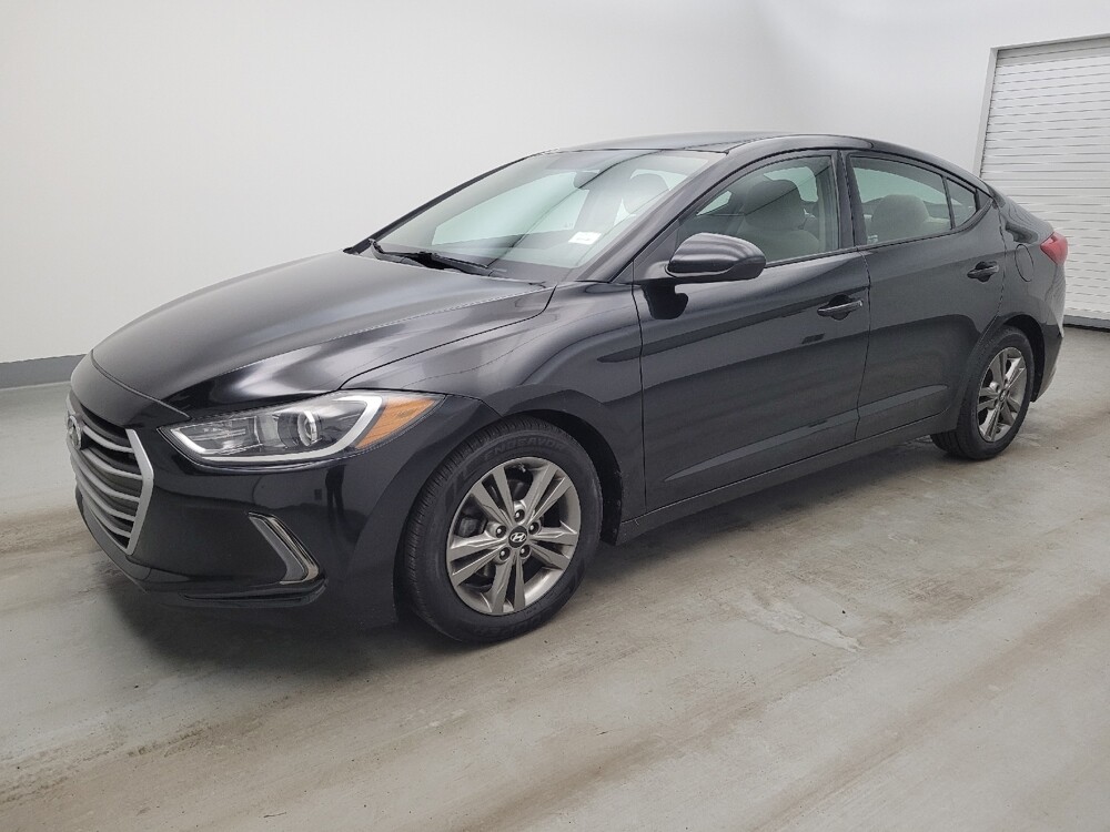 2017 Hyundai Elantra in Toledo, OH 43617 - 18134201 2