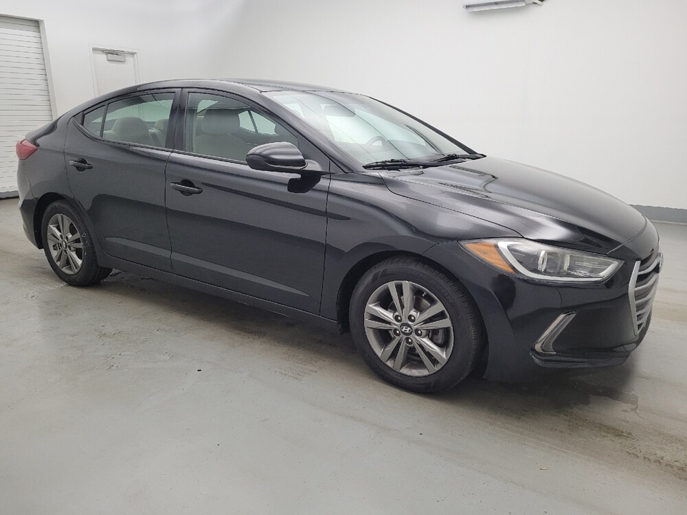2017 Hyundai Elantra in Toledo, OH 43617 - 18134201 11