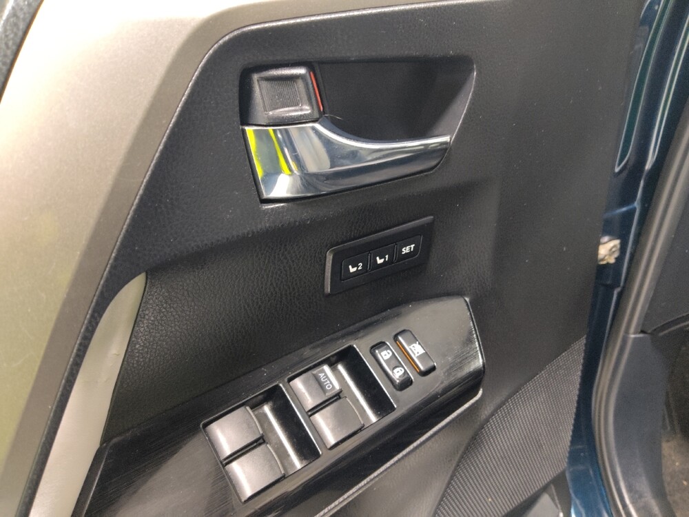 2018 Toyota RAV4 in Columbus, OH 43231 - 18134203 27