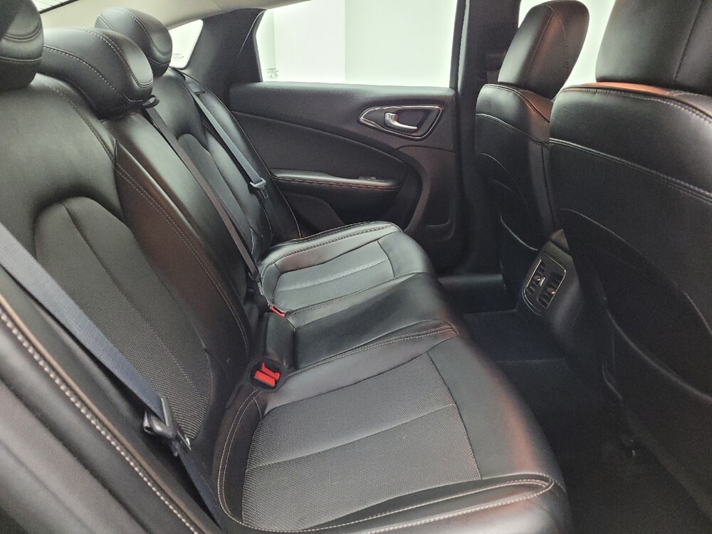 2015 Chrysler 200 in Taylor, MI 48180 - 18134204 19