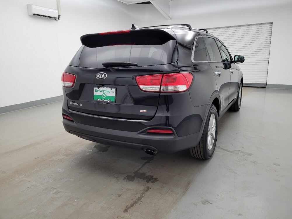2018 Kia Sorento in Fairfield, OH 45014 - 18134205 7
