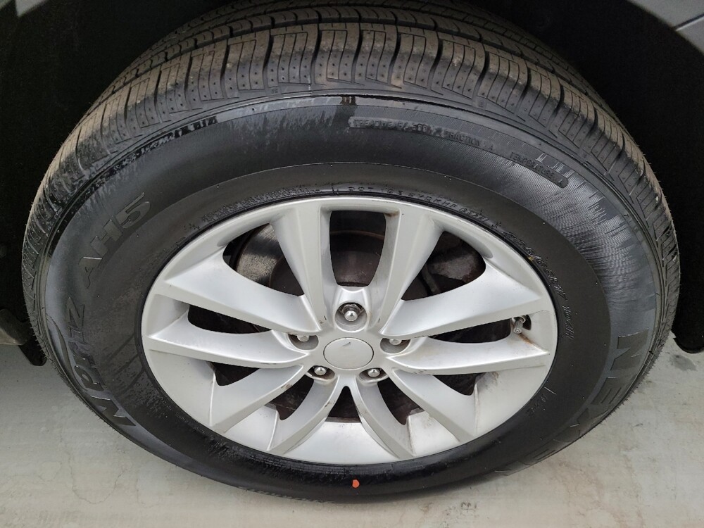 2018 Kia Sorento in Fairfield, OH 45014 - 18134205 31