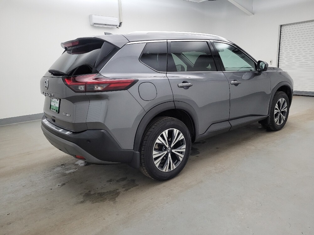 2021 Nissan Rogue in Toledo, OH 43617 - 18134206 10