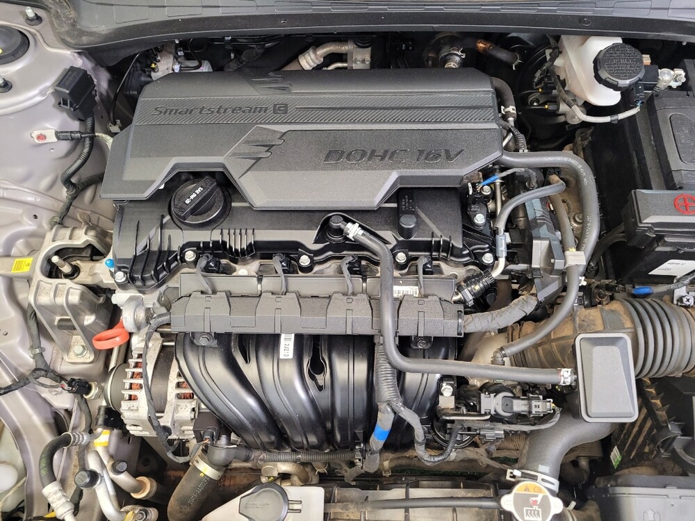 2023 Hyundai Elantra in Toledo, OH 43617 - 18134208 30